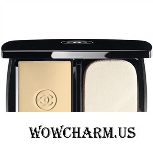 Chanel / Тональное средство Mat Lumiere