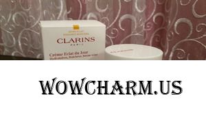 Приятный легкий крем для лица от Clarins!