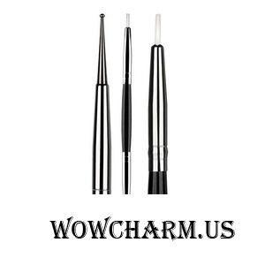 Avon / Кисточка для маникюра в чехле