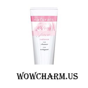 Avon / Очищающее средство для лица "Лепестки розы"