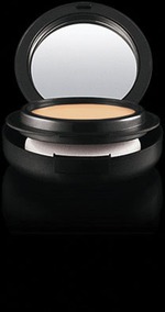 крем-пудра MAC Cosmetics