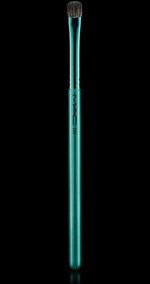 кисть MAC Cosmetics