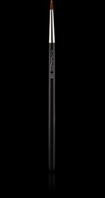 кисть MAC Cosmetics