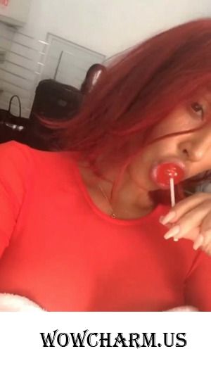 Ким Кардашьян подстриглась и покрасилась в красный цвет
