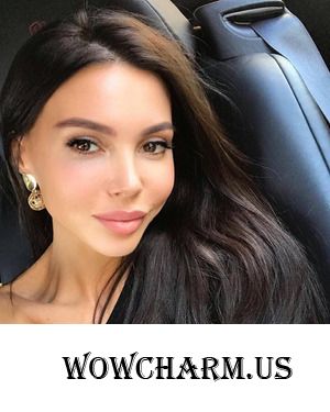 Оксана Самойлова примерила образ блондинки